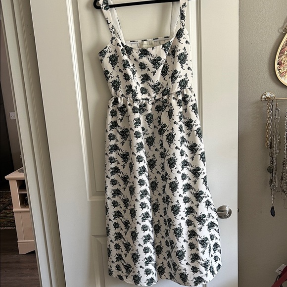 NEW LISTING! BRAND NEW!Sachin + Babi Green Midi Dress LEAVING SOON! - Picture 1 of 6